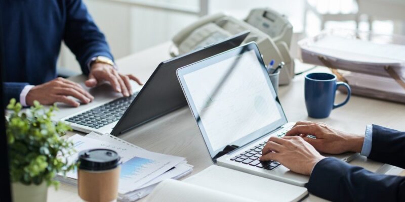 multi-cnpj pessoas trabalhando em multi empresas